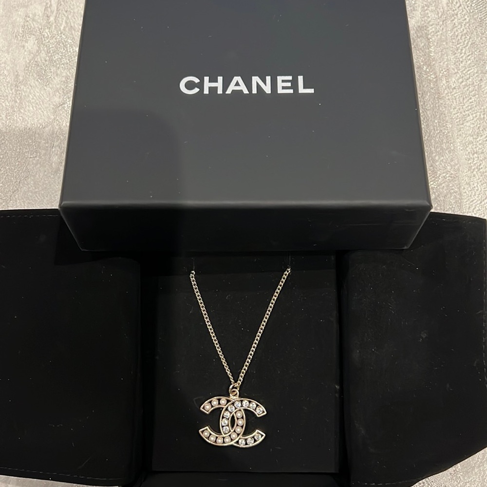 Chanel Pearl & Rhinestone Necklace